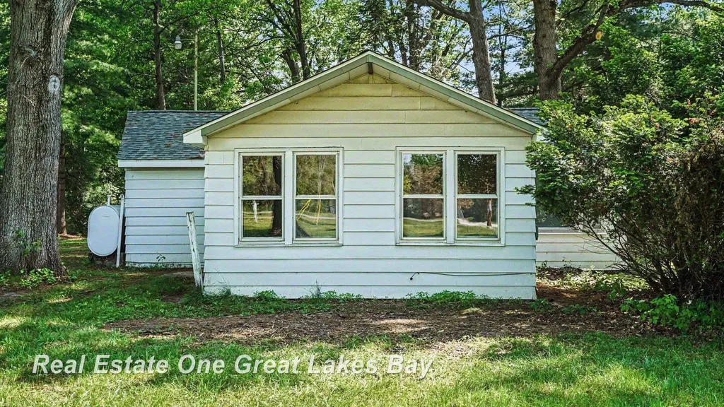 11075 Spencer Road Swan Creek Township MI 48655
