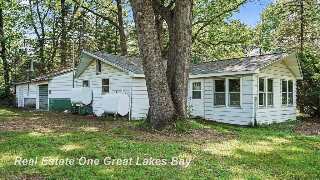 11075 Spencer Road Swan Creek Township MI 48655