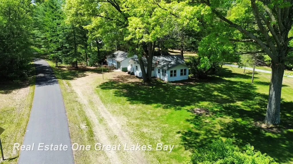 11075 Spencer Road Swan Creek Township MI 48655