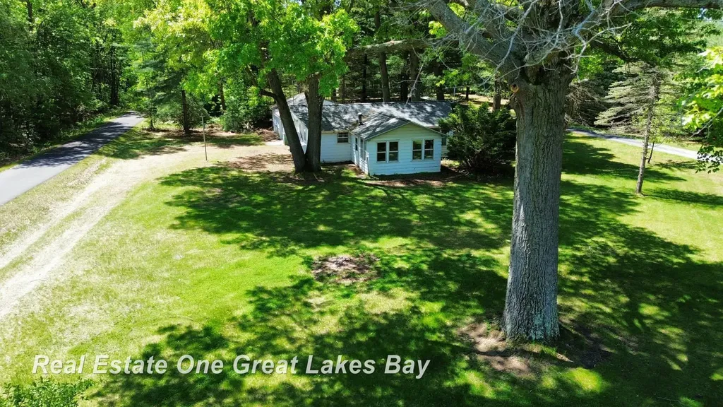 11075 Spencer Road Swan Creek Township MI 48655