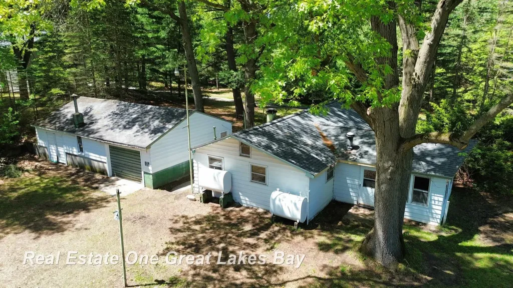 11075 Spencer Road Swan Creek Township MI 48655