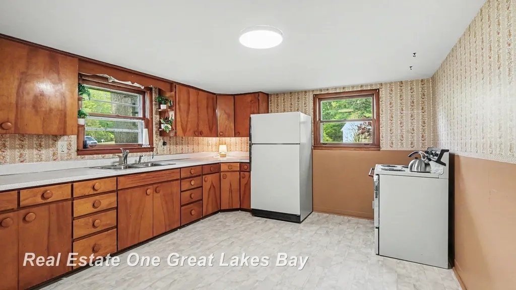11075 Spencer Road Swan Creek Township MI 48655