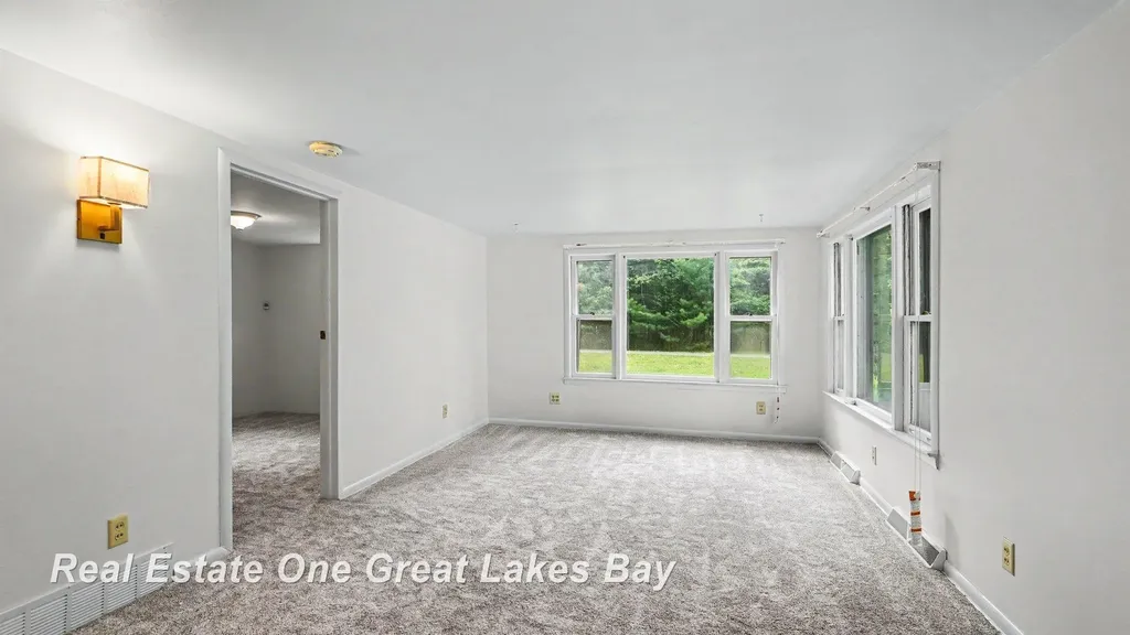 11075 Spencer Road Swan Creek Township MI 48655