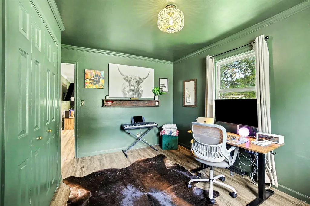 434 N River Road Thomas Township MI 48609