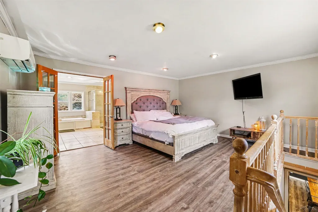 434 N River Road Thomas Township MI 48609