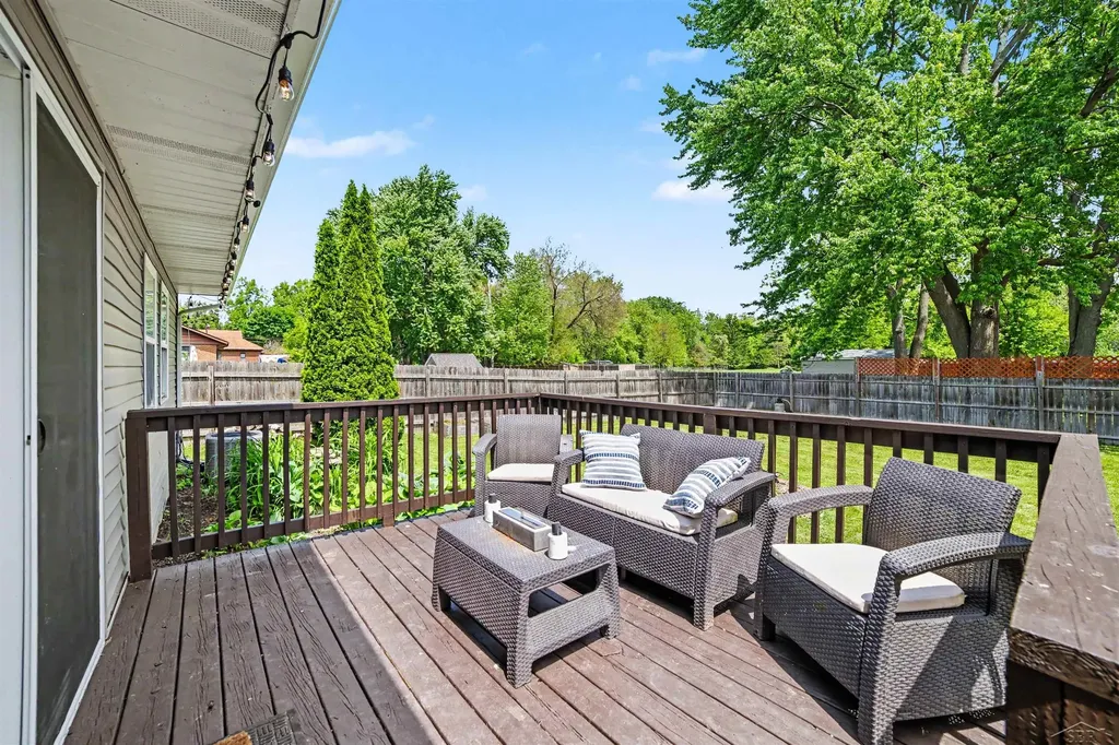 434 N River Road Thomas Township MI 48609
