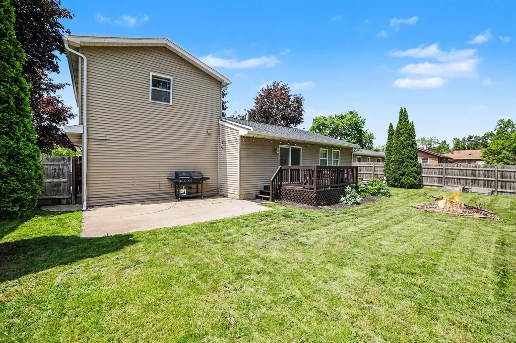 434 N River Road Thomas Township MI 48609