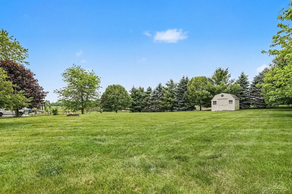 4359 Worvies Way Marathon Township MI 48421