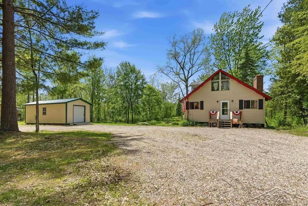 2710 S Whitney Beach Road Billings Township MI 48612