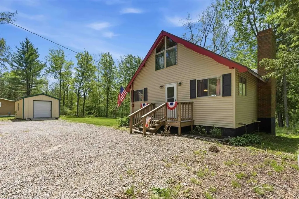 2710 S Whitney Beach Road Billings Township MI 48612