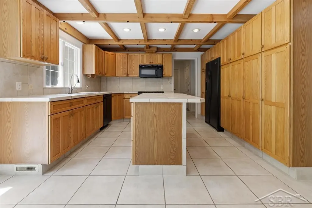 2109 Dilloway Drive Midland City MI 48640