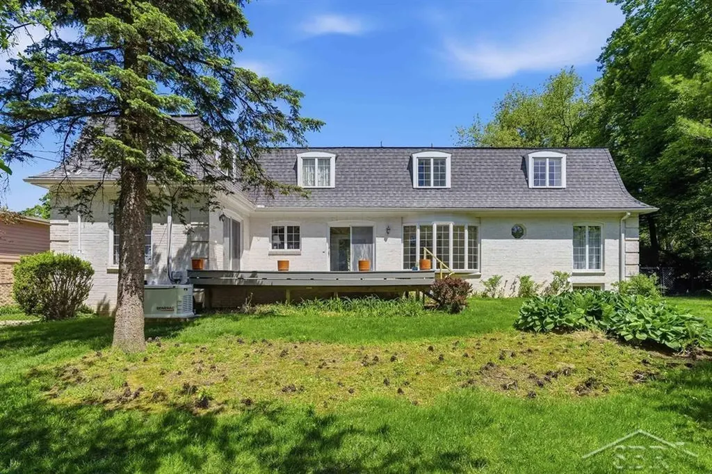 2109 Dilloway Drive Midland City MI 48640
