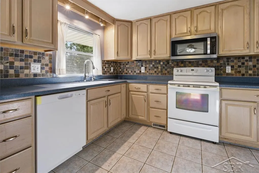 3601 Sharon Road Midland City MI 48642