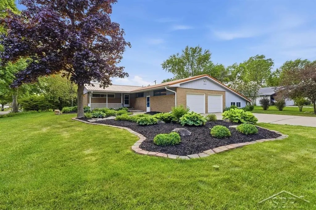 3601 Sharon Road Midland City MI 48642