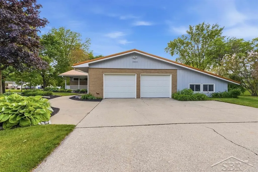 3601 Sharon Road Midland City MI 48642