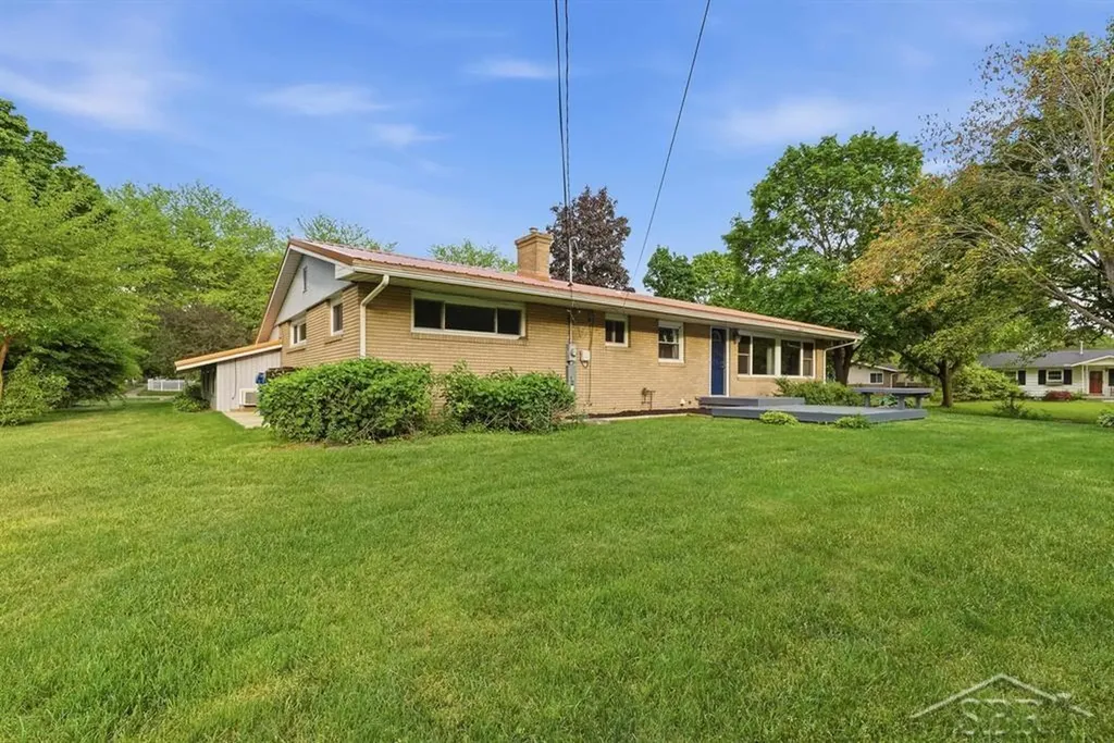 3601 Sharon Road Midland City MI 48642
