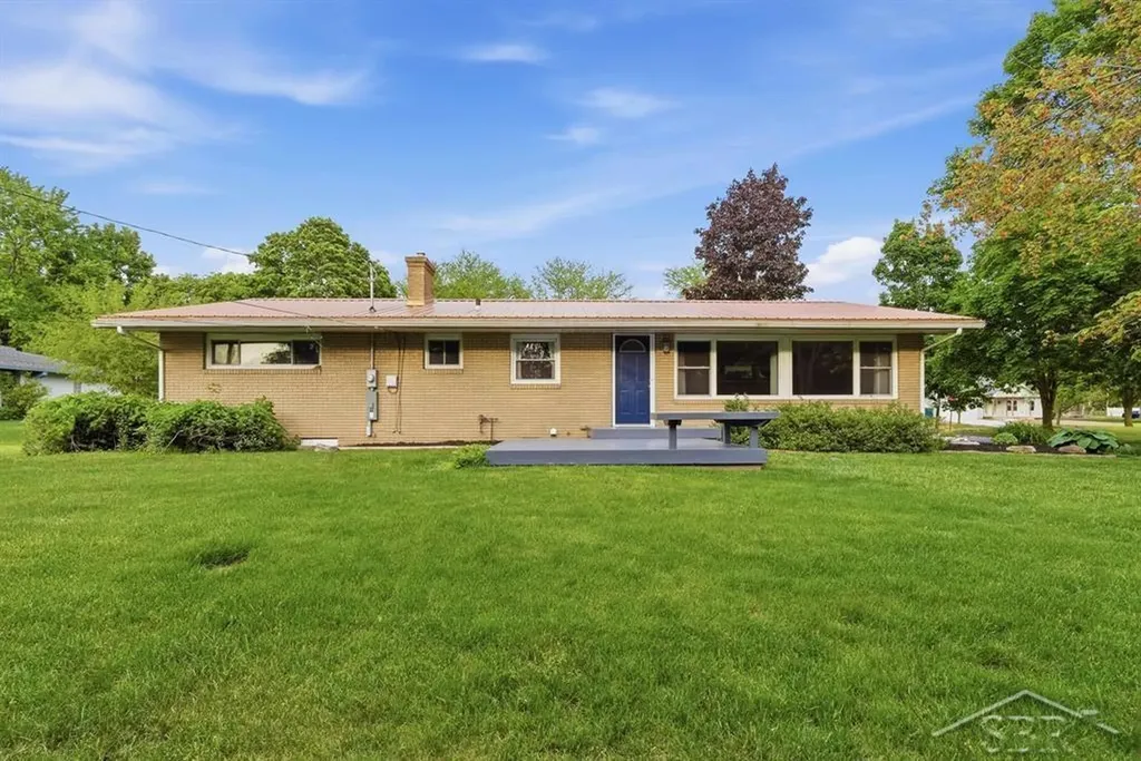 3601 Sharon Road Midland City MI 48642
