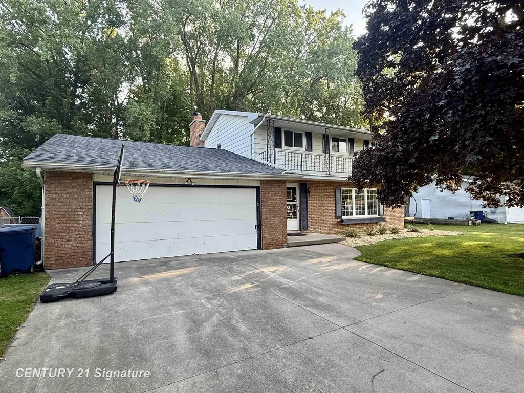 7860 Luann Street Thomas Township MI 48609