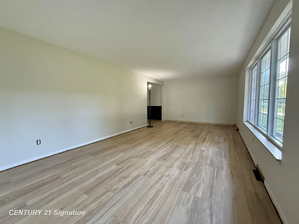 7860 Luann Street Thomas Township MI 48609