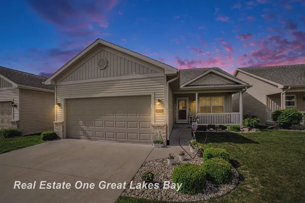 2619 Kitty Hawk Circle Midland City MI 48642