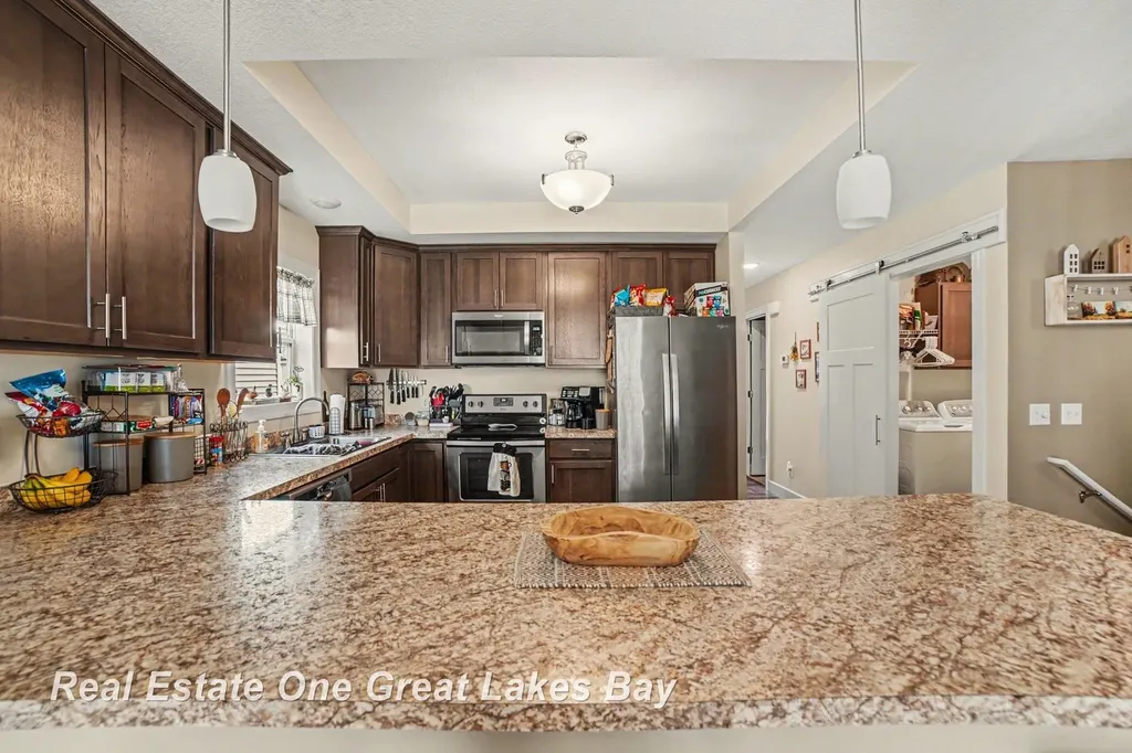 2619 Kitty Hawk Circle Midland City MI 48642