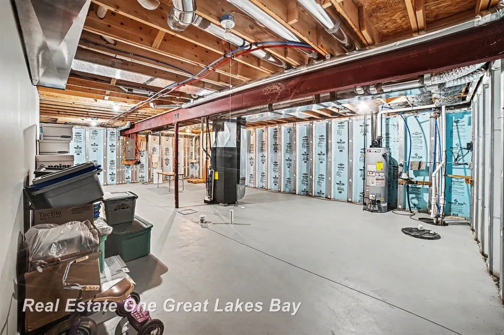 2619 Kitty Hawk Circle Midland City MI 48642