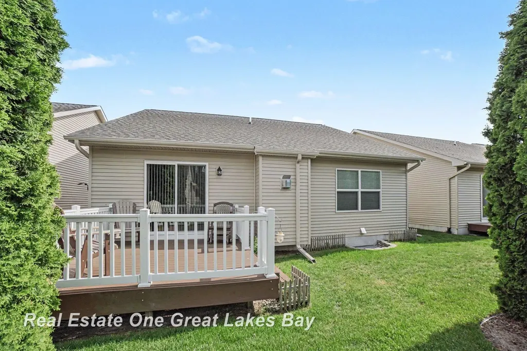 2619 Kitty Hawk Circle Midland City MI 48642