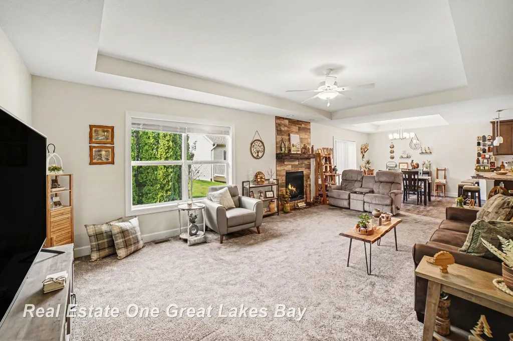 2619 Kitty Hawk Circle Midland City MI 48642