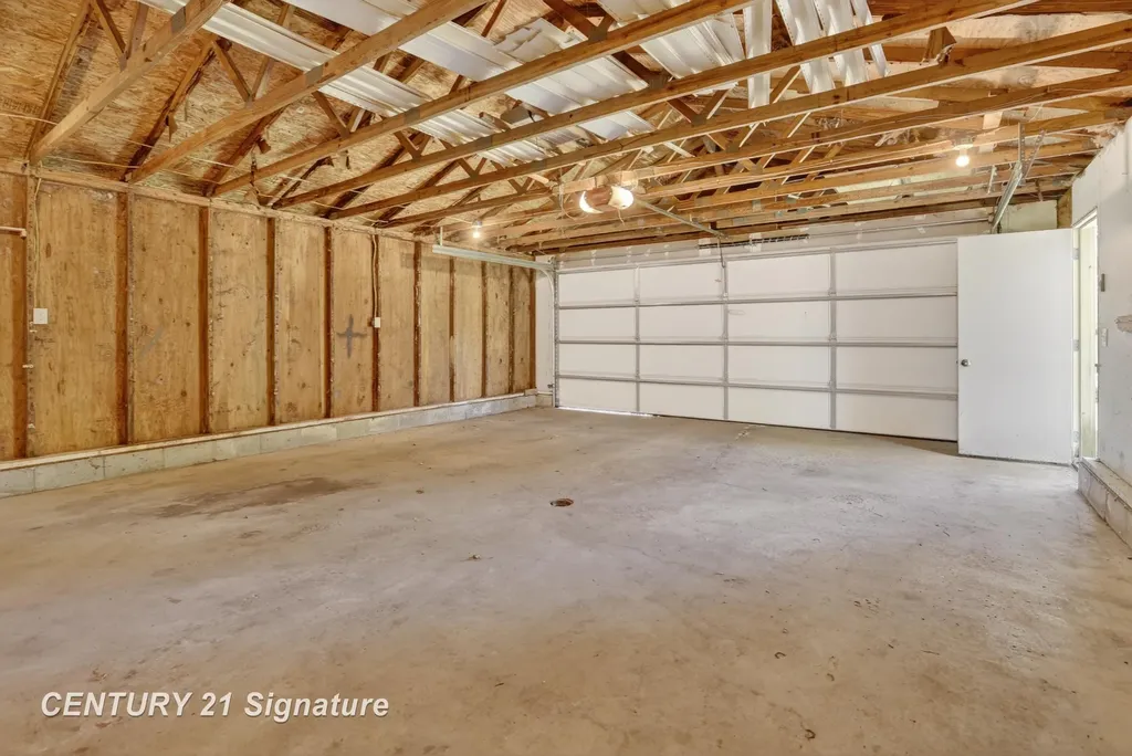 1202 Jerome Street Midland City MI 48640