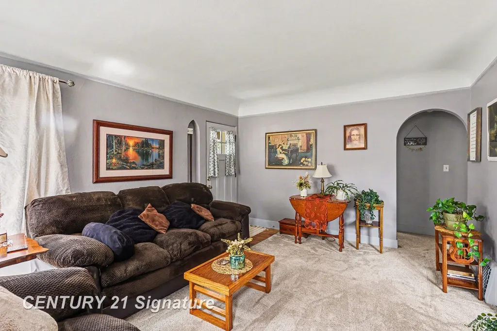 705 W Jenny Street Bay City City MI 48706