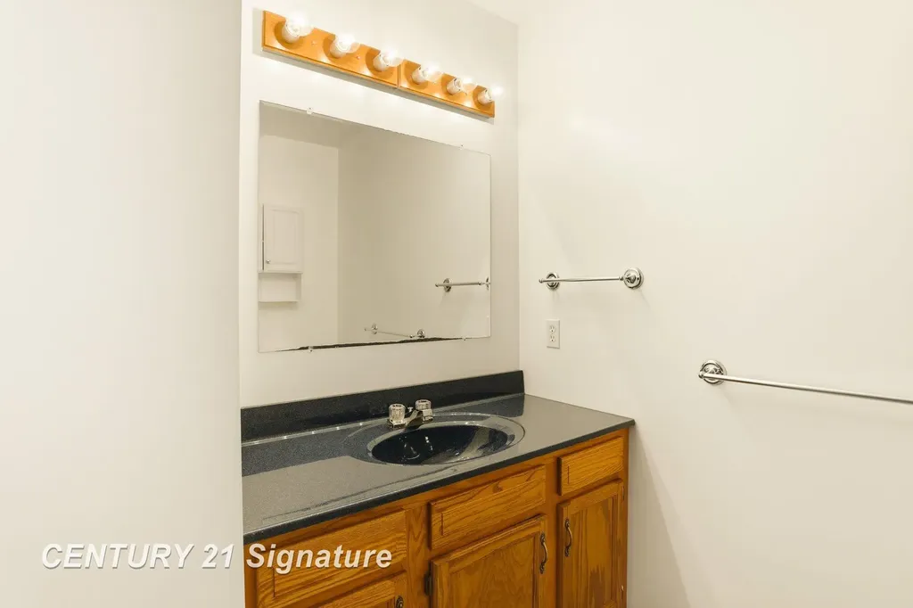 526 S Maple Street Richland Township MI 48626