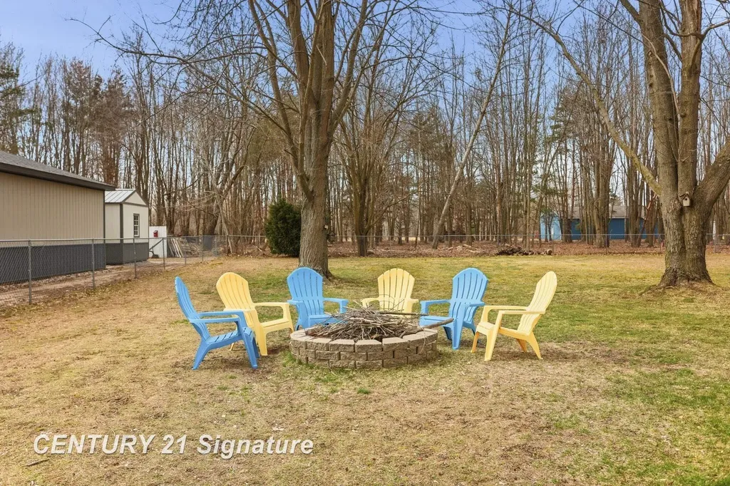 526 S Maple Street Richland Township MI 48626