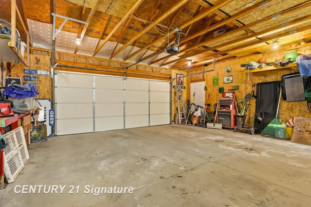 526 S Maple Street Richland Township MI 48626