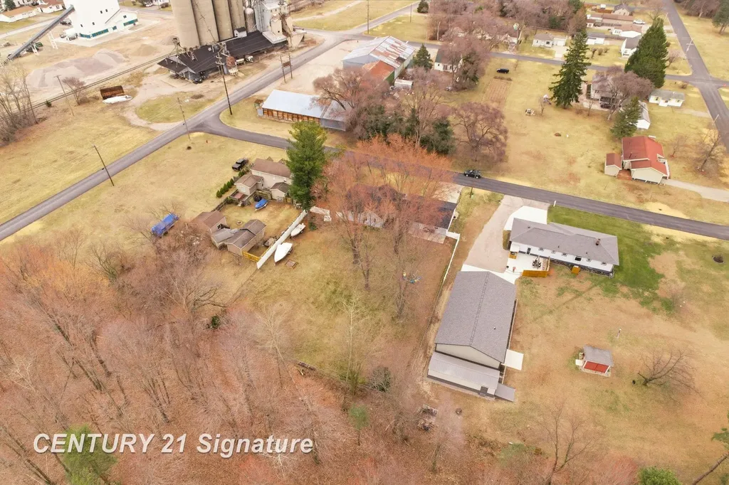 526 S Maple Street Richland Township MI 48626