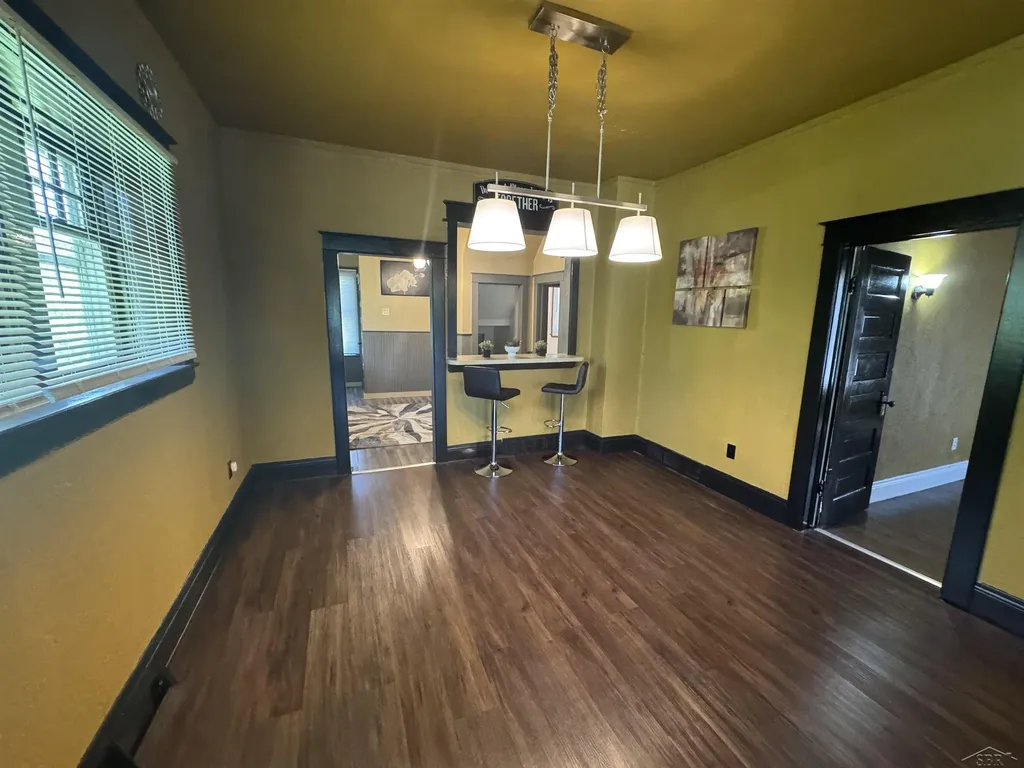 838 S 13th Street Saginaw City MI 48601