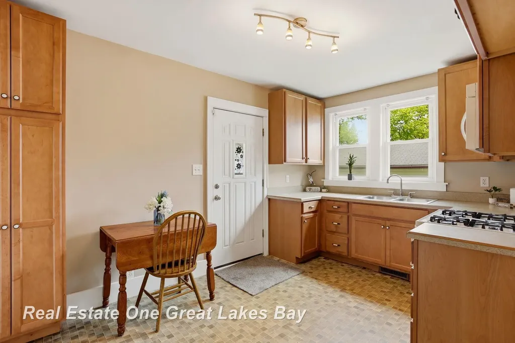 736 Stoker Drive Carrollton Township MI 48604