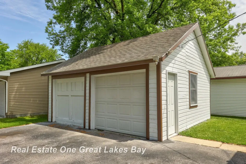 736 Stoker Drive Carrollton Township MI 48604
