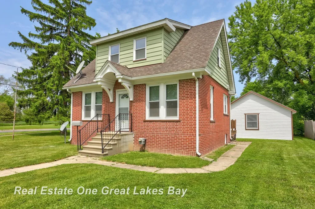 736 Stoker Drive Carrollton Township MI 48604