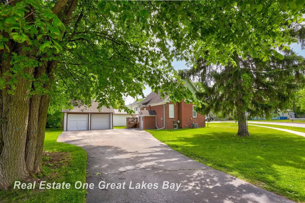 736 Stoker Drive Carrollton Township MI 48604