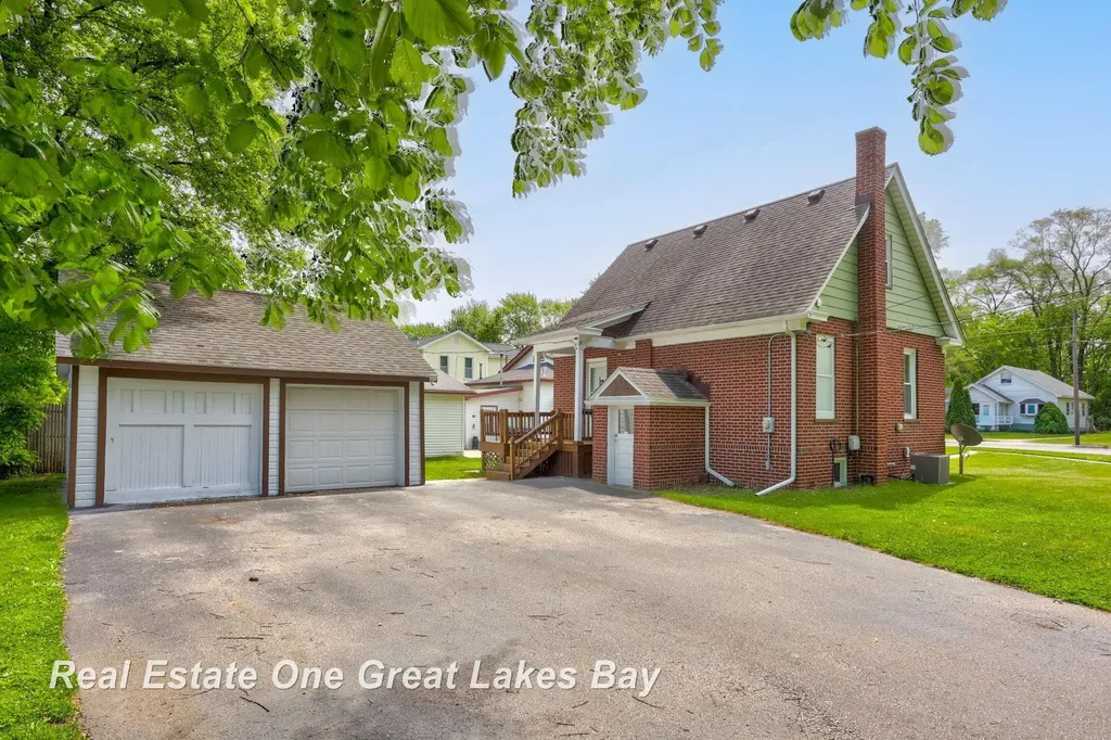 736 Stoker Drive Carrollton Township MI 48604