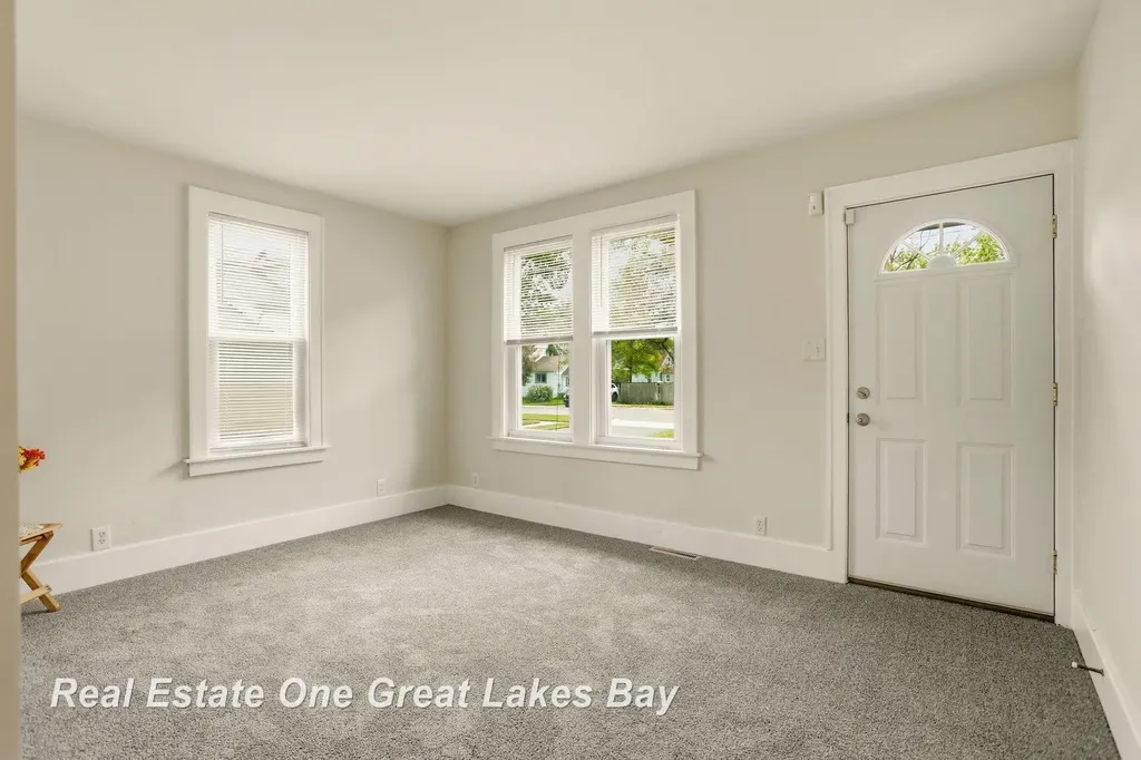 736 Stoker Drive Carrollton Township MI 48604