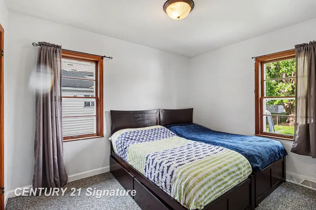 609 S Alp Street Bay City City MI 48706
