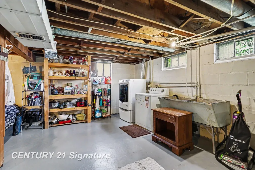 609 S Alp Street Bay City City MI 48706