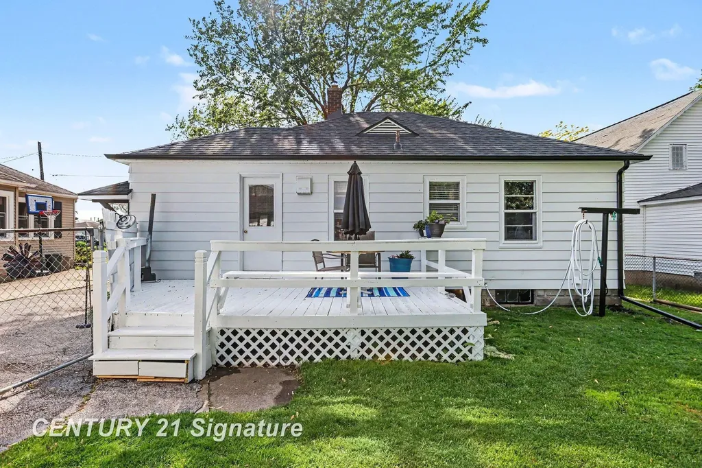 609 S Alp Street Bay City City MI 48706