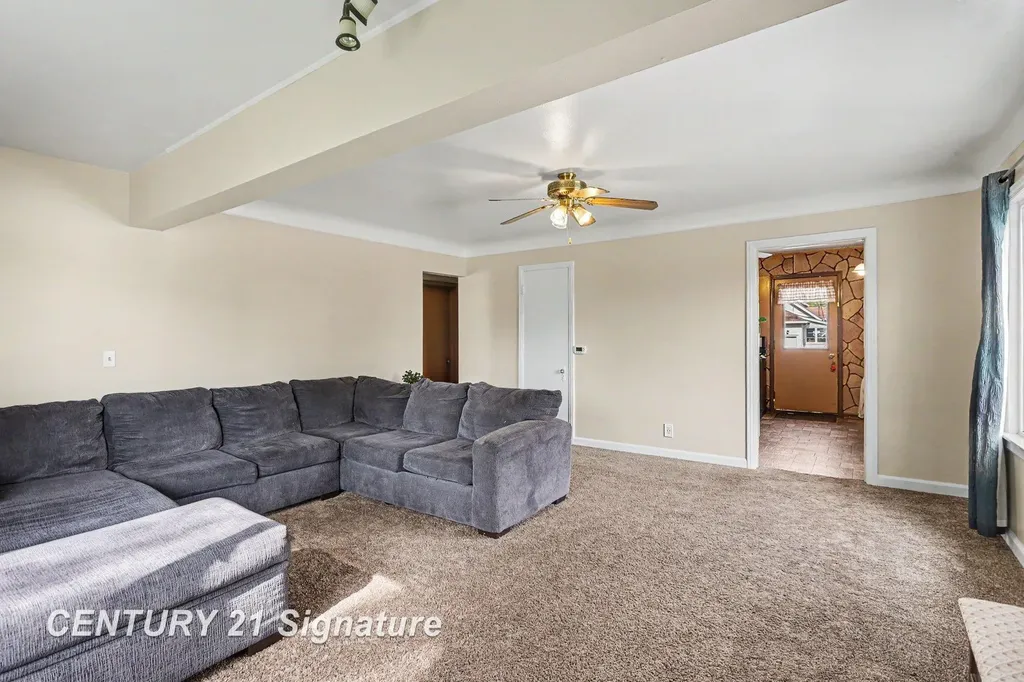 609 S Alp Street Bay City City MI 48706