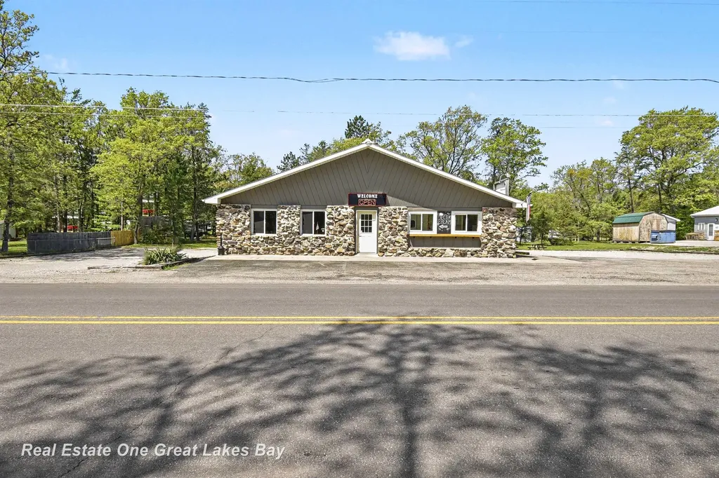 1951 Indian Lake Road Unknown City MI 48748