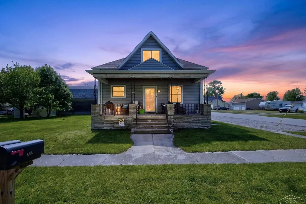 304 S Fifth Street Sebewaing Village MI 48759