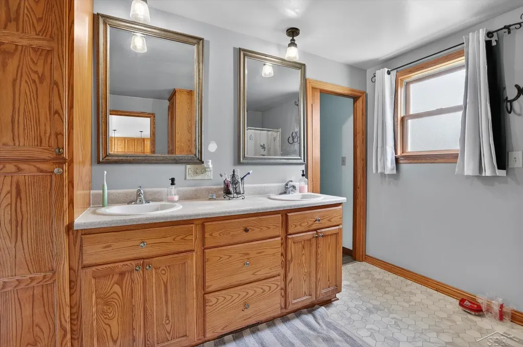 304 S Fifth Street Sebewaing Village MI 48759