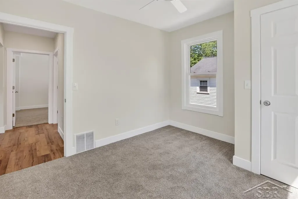 2407 Fairview Street Bay City City MI 48708