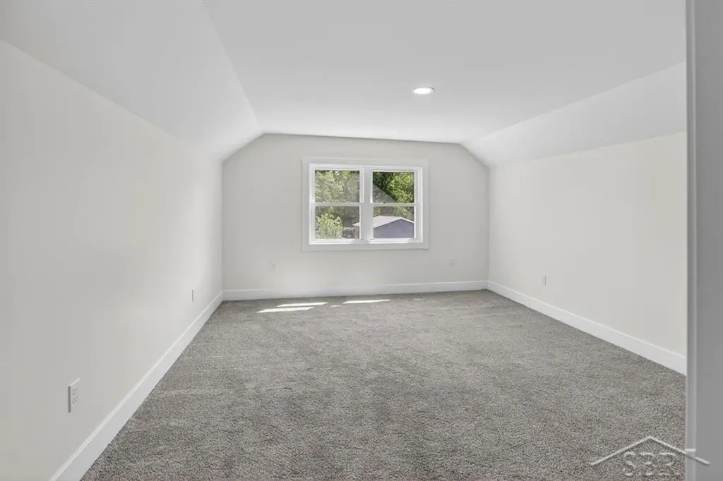 2407 Fairview Street Bay City City MI 48708